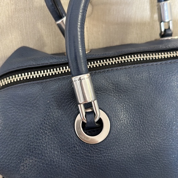 MARC JACOBS leather shoulder bag - Picture 8 of 9